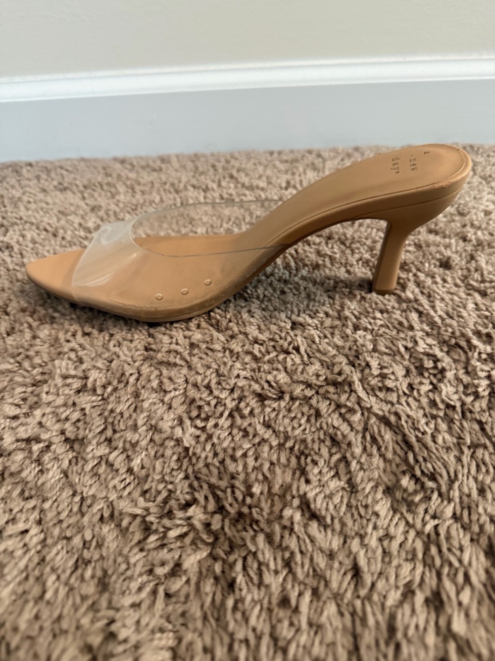 Women’s Lupita Point Toe Heels with Memory Foam Insole - A New Day Clear 7.5M - Picture 5 of 6